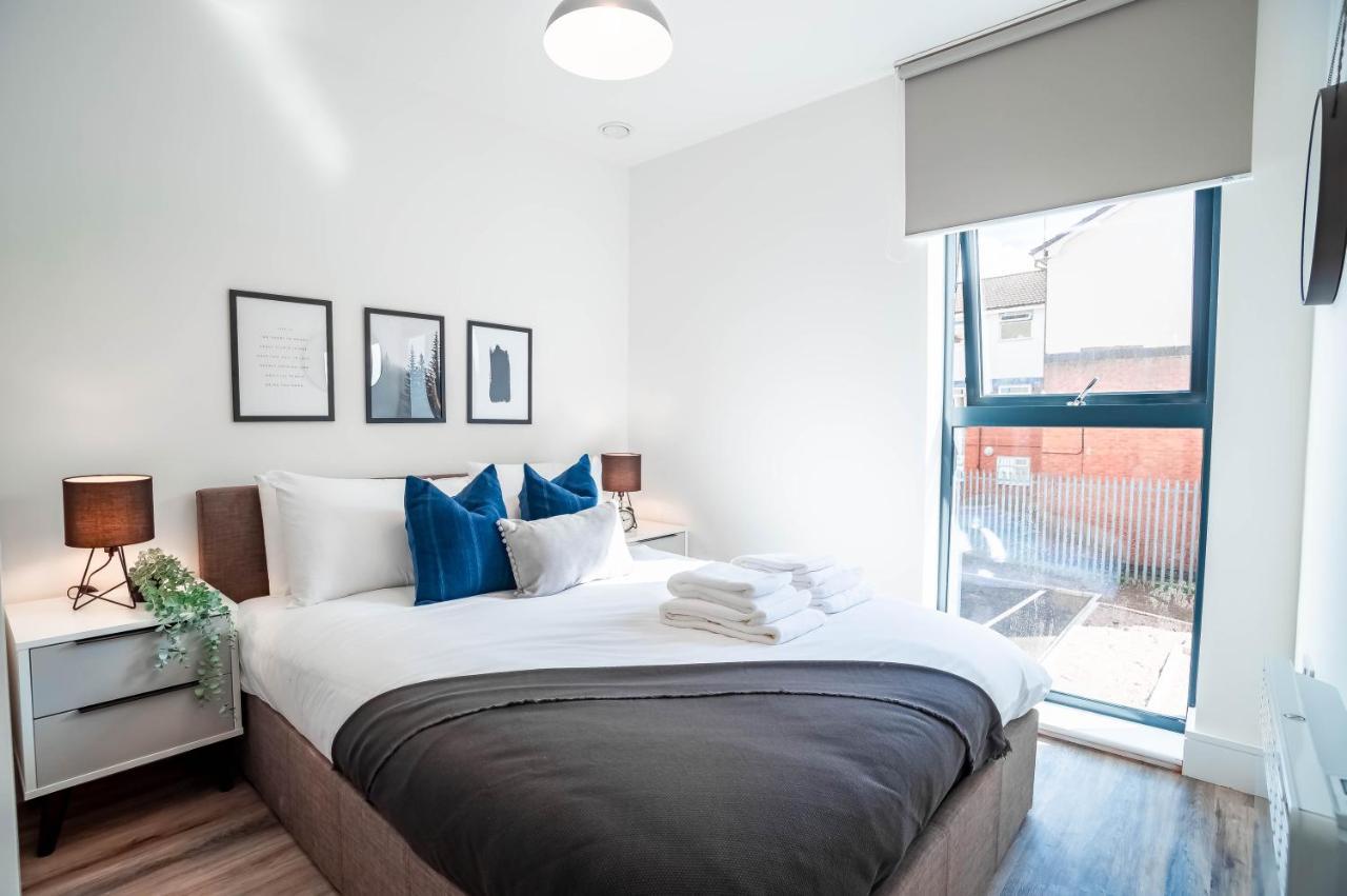 Luxe Interchange Apartment Near Old Trafford - Media City - The Quays Manchester Extérieur photo