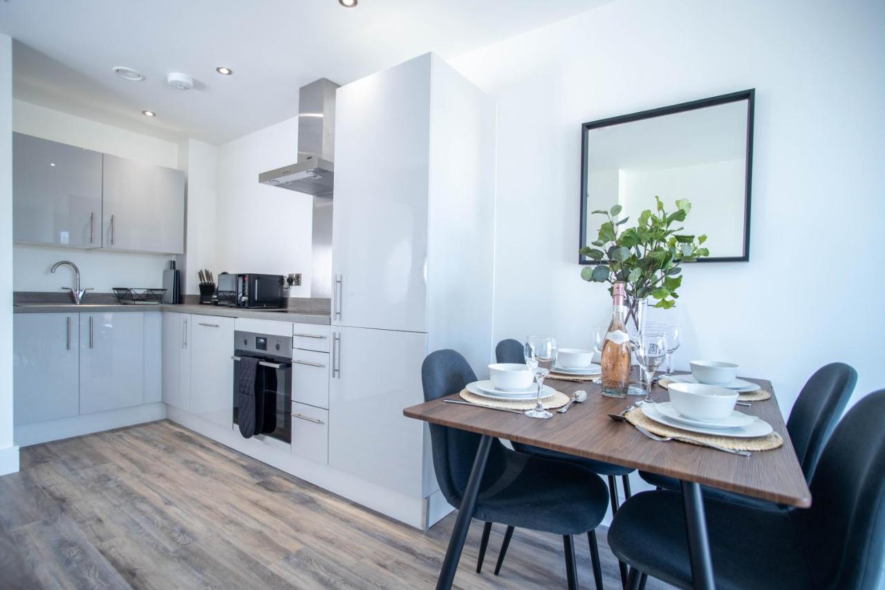 Luxe Interchange Apartment Near Old Trafford - Media City - The Quays Manchester Extérieur photo