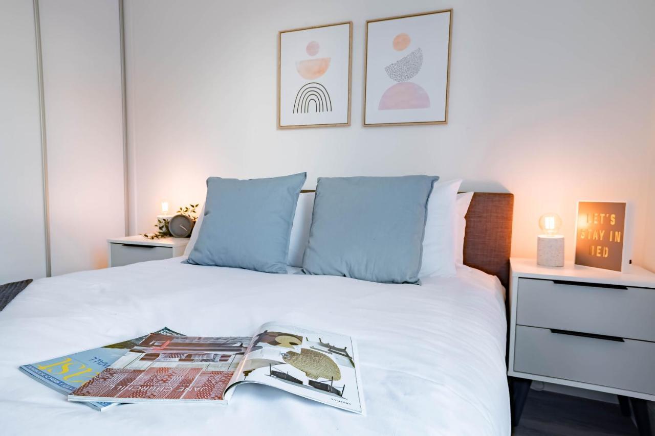 Luxe Interchange Apartment Near Old Trafford - Media City - The Quays Manchester Extérieur photo