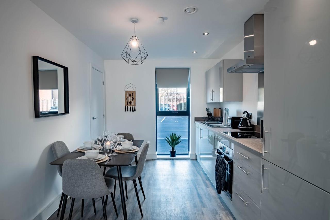 Luxe Interchange Apartment Near Old Trafford - Media City - The Quays Manchester Extérieur photo